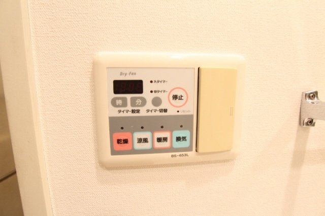プライムアーバン目黒リバーフロントの設備|※参考写真　浴室乾燥機