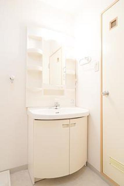 ロイヤルハウスＫ－ＴＷＯの洗面所|※写真は同タイプ住戸です。