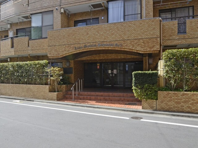 ライオンズマンション桜台第二のエントランス|ライオンズマンション桜台第二：「新桜台」駅徒歩３分！
