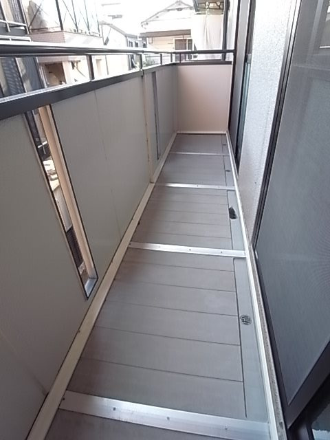 アンジュールのバルコニー