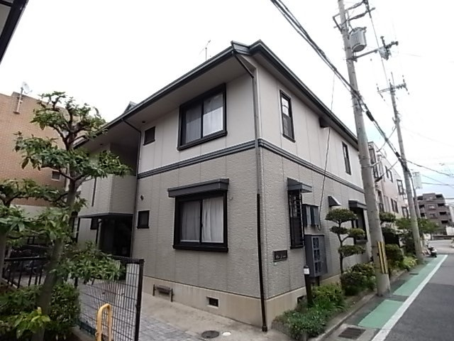 アンジュールの外観