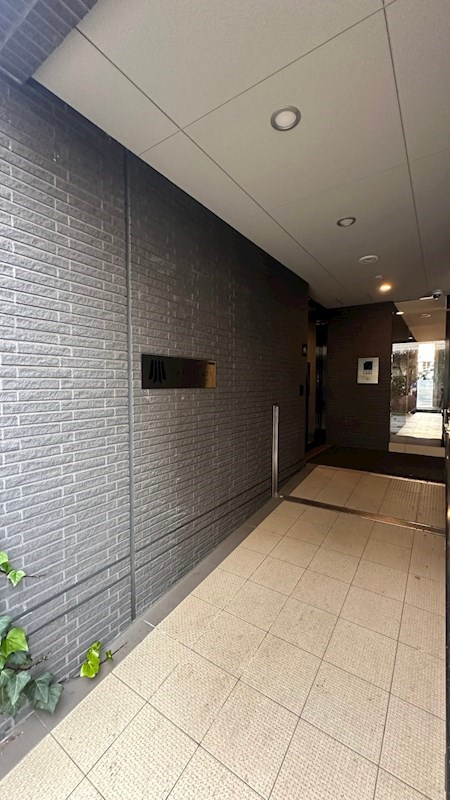 パークフラッツ渋谷神山町のエントランス