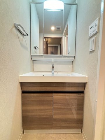 ミラージュパレス難波グランツの洗面所