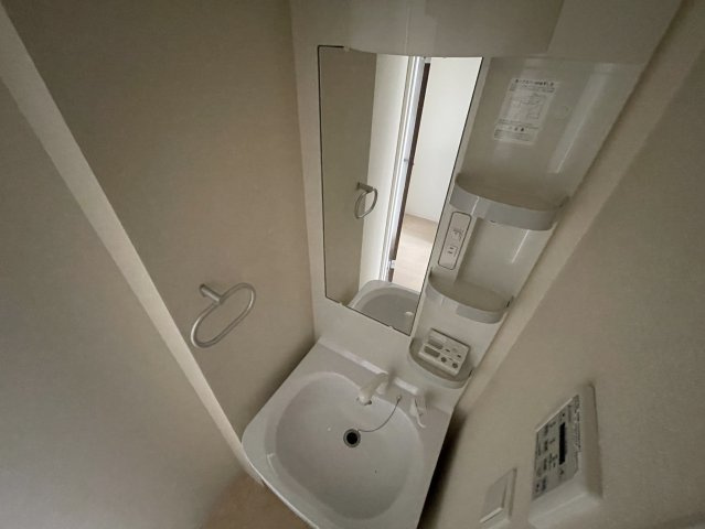 Luxe神戸WESTの洗面所