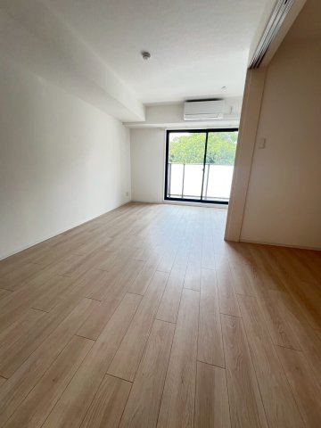 LEGALAND+NISHINOMIYA PARKSIDEの居間・リビング