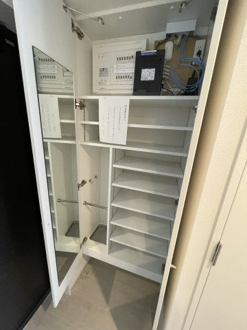稲城市百村の賃貸マンションの収納