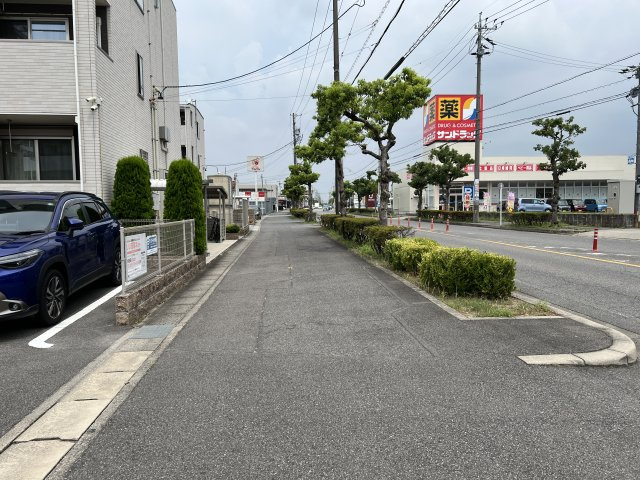 Ｓｃｈｏｎｅ（シェーネ）の周辺|サンドラッグまで67m