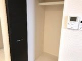 稲城市東長沼のアパートの収納