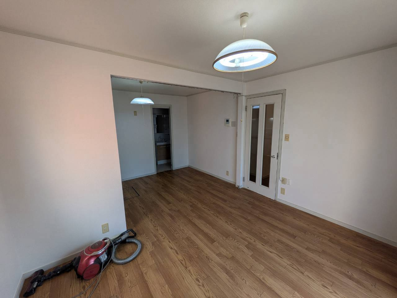 メゾネット鷲ノ木C棟の居間・リビング