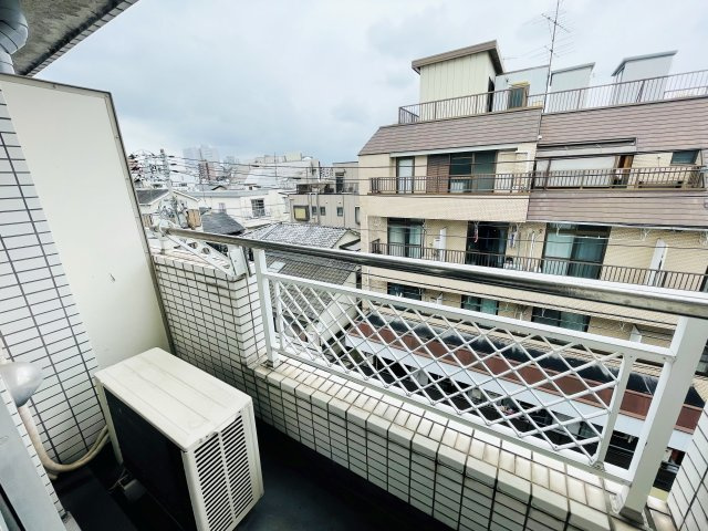 山口第一ビルのバルコニー