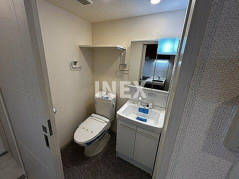 横浜市西区藤棚町１丁目の賃貸マンションのトイレ