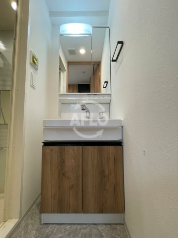 ファーストフィオーレ谷町六丁目フェリシアの洗面所|ファーストフィオーレ谷町六丁目フェリシア　洗面所