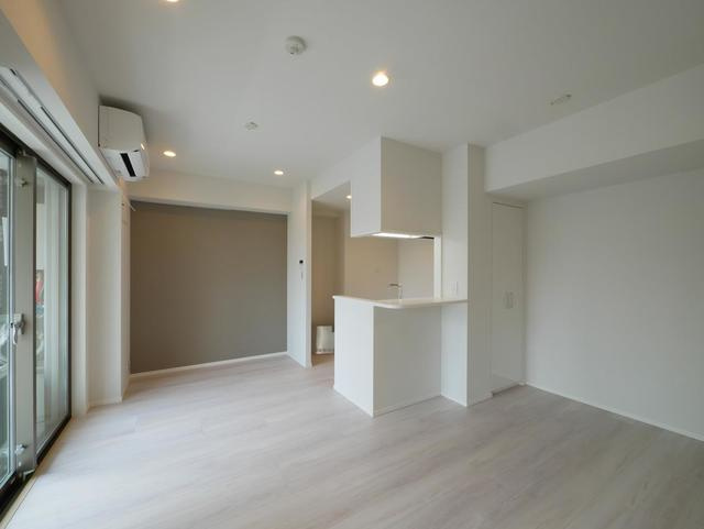 グランシエル南青山の居間・リビング|※写真は同タイプ住戸です。