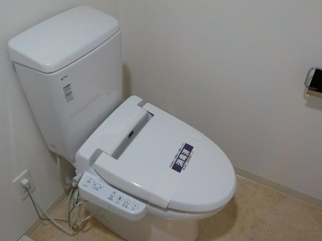 練馬区北町１丁目の賃貸マンションのトイレ