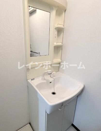 Toccataの独立洗面台