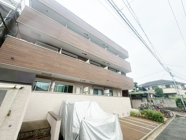 吹田市垂水町１丁目の賃貸マンションの外観