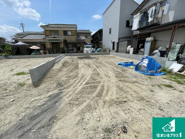 宇治市伊勢田町新中ノ荒　第1期　新築一戸建ての外観|周辺は落ち着いた街並みの住宅地！子育てがしやすい住環境です！まだ未完成ですが、現地でしかわからない事もございます。是非一度ご覧ください。
