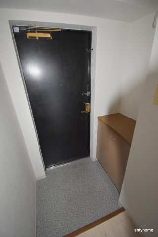 マイルド新大阪レジデンス３号館　仲介手数料無料の玄関