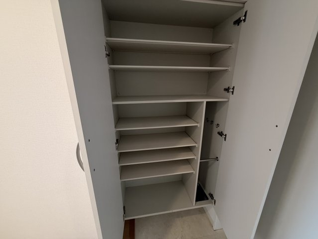 アルファレガロ甲南山手の収納|同物件別部屋写真