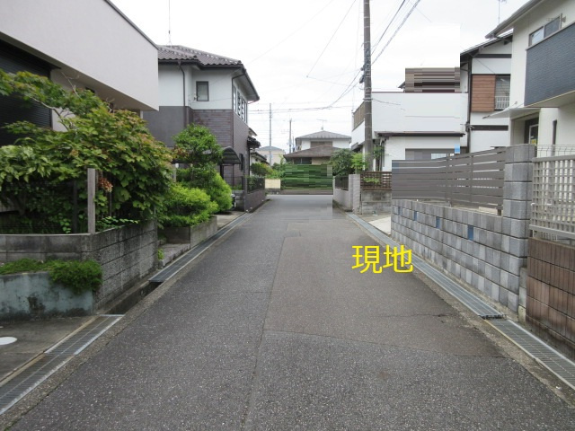 中古戸建　嵐山町志賀316-77（期間限定現況販売）の前面道路含む現地写真
