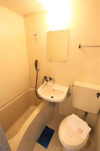 【浴室】 | キャッスル入江Ａ | 同物件の参考写真です。