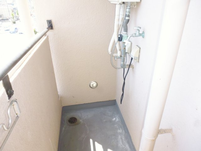 R2フラット久保
