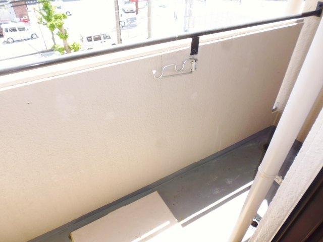 R2フラット久保