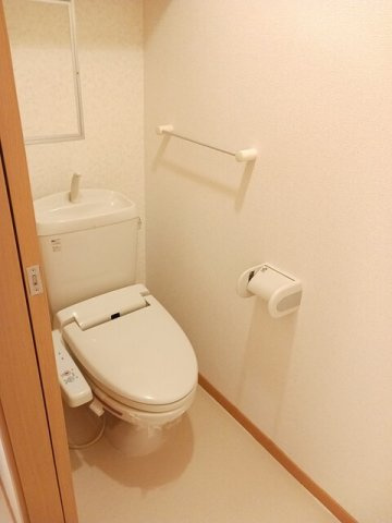 アルドーレ　Ａのトイレ|ゆったりとした空間のトイレです