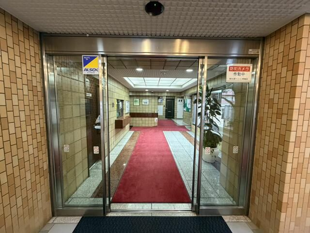 朝日広尾マンションのエントランス