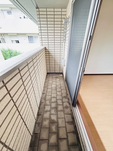 【バルコニー】ラフィネ小松B棟