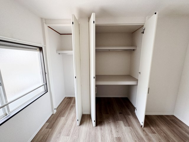 フレグランス三戸Cの収納