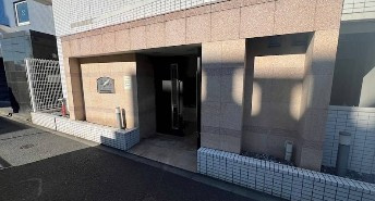 プレール・ドゥーク東京ＥＡＳＴのエントランス