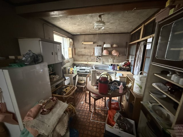 26/6/30価格変更　戸建　神岡町船津　30万（26/5/17新規）のキッチン