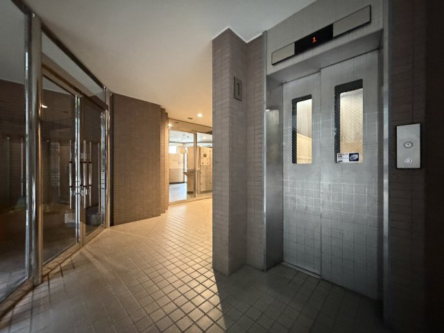 グリーンコーポ東高円寺のその他共用部分|エレベーター