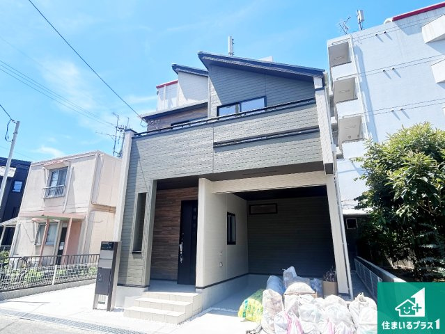 伊丹市松ケ丘　第2期　新築一戸建ての外観|安心の10年保証！外観を美しく保ち、雨水で汚れを落とします！気になることがありましたら、お気軽にお問い合わせください！