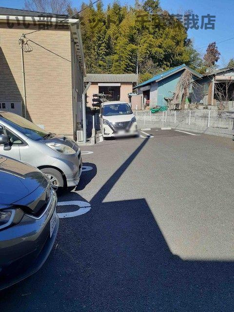 プエオ・ガーデンの駐車場|駐車場完備です