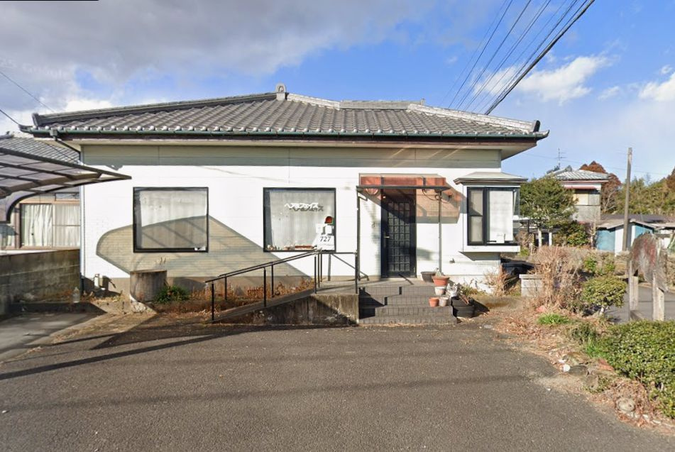 都城市山田町中霧島の店付住宅