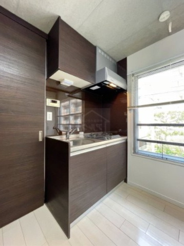 品川区小山６丁目の賃貸マンションのキッチン