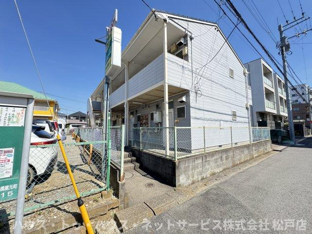 クラタコーポのエントランス