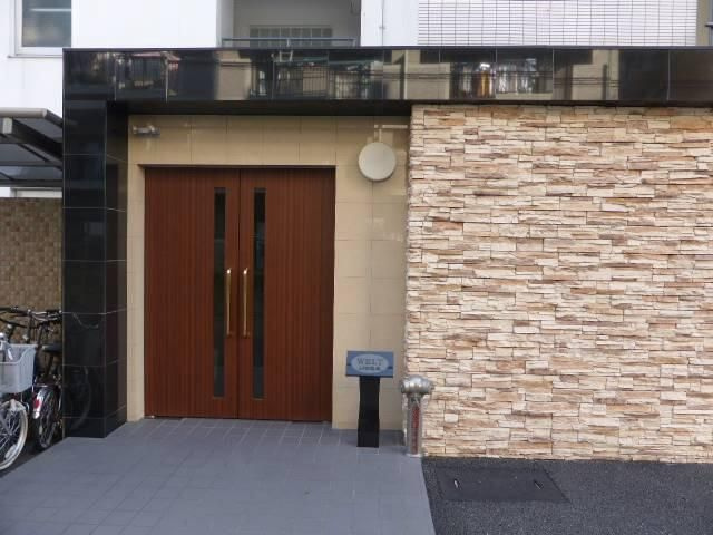 ヴェルト川口並木のエントランス