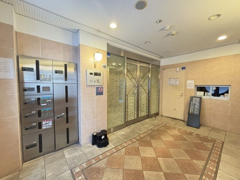 デュオ・スカーラ田原町のロビー