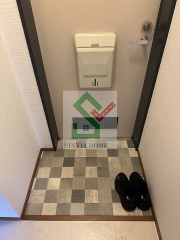 上石神井駅　1Kの玄関