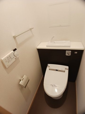 【トイレ】 | ベルフリーデ | 清潔感のあるトイレです