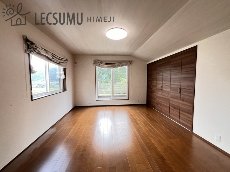 岡山県真庭市月田/中古戸建の寝室