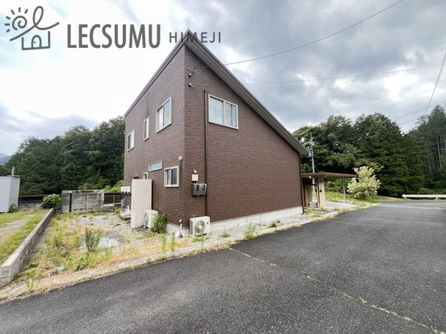 岡山県真庭市月田/中古戸建の周辺