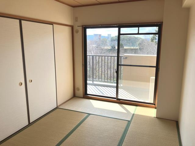 ライオンズマンション熊取の和室
