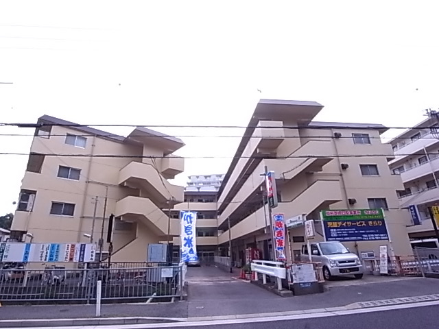 多聞ニューハイツの外観