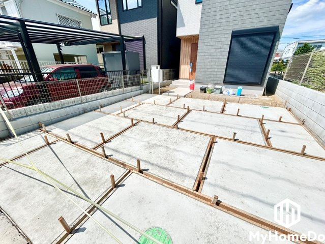 春日井市高山町　6期の駐車場|駐車スペースを2台分確保、来客時にも便利です