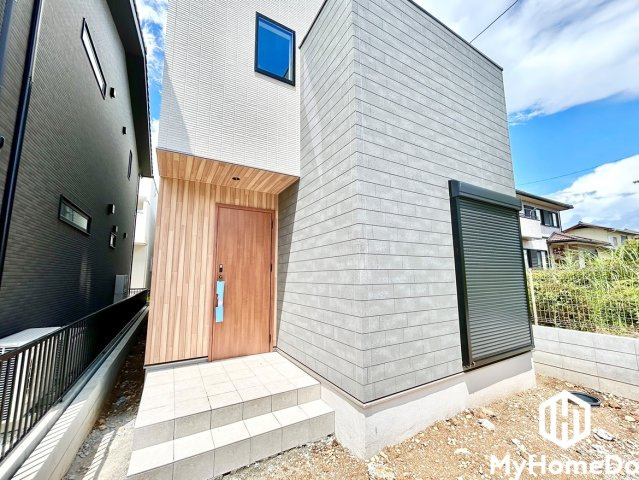 春日井市高山町　6期の玄関|帰るたびにホッとする、美しく整った玄関空間