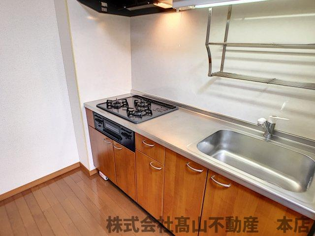 宗像市自由ヶ丘２丁目の賃貸マンションのキッチン